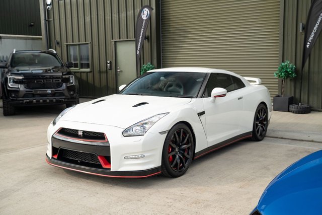2012 12 Nissan GT-R 3.8 PREMIUM EDITION 