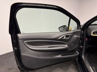 USED 2016 66 DS DS 3 1.6 THP PERFORMANCE BLACK S/S 3d 208 BHP MATTE BLACK PAINTWORK|REV CAM