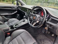USED 2017 66 PORSCHE MACAN 3.0T V6 GTS SUV 5dr Petrol PDK 4WD Euro 6 (s/s) (360 ps) ZERO DEPOSIT FINANCE AVAILABLE