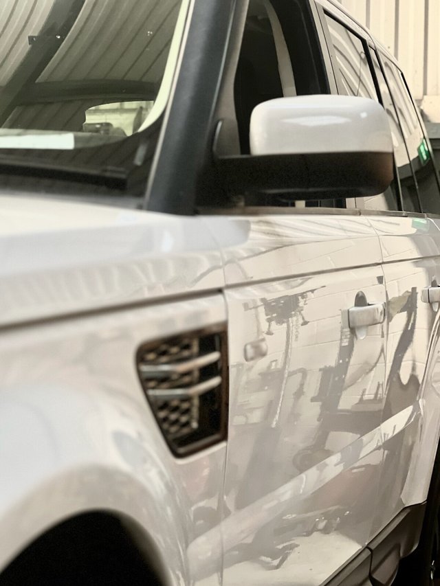 View our LAND ROVER RANGE ROVER SPORT