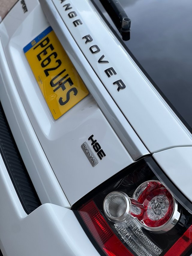 View our LAND ROVER RANGE ROVER SPORT