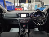 USED 2017 17 KIA SPORTAGE 1.6 GDi 2 SUV 5dr Petrol Manual Euro 6 (s/s) (130 bhp) Satellite Navigation, Android Auto, 1 Owner From New