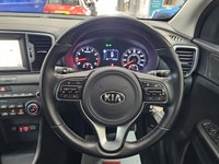USED 2017 17 KIA SPORTAGE 1.6 GDi 2 SUV 5dr Petrol Manual Euro 6 (s/s) (130 bhp) Satellite Navigation, Android Auto, 1 Owner From New