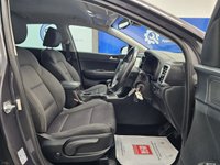 USED 2017 17 KIA SPORTAGE 1.6 GDi 2 SUV 5dr Petrol Manual Euro 6 (s/s) (130 bhp) Satellite Navigation, Android Auto, 1 Owner From New