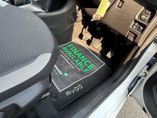 2021 TOYOTA AYGO - Photo 12