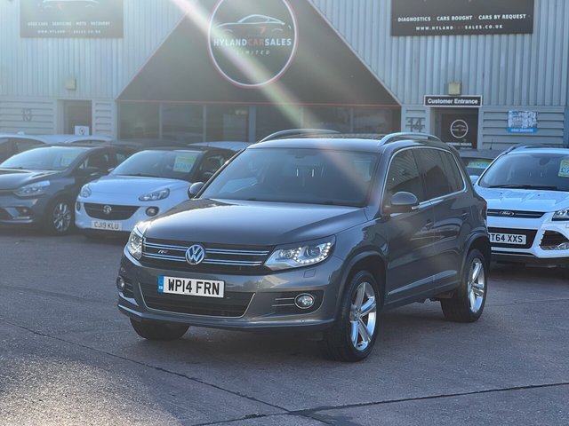 2014 14 Volkswagen Tiguan 2.0 TDI BlueMotion Tech R-Line SUV 5dr Diesel Manual 4WD Euro 5 (s/s) (Nav) (140 ps)