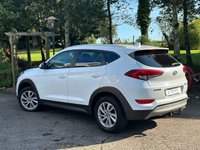 USED 2017 67 HYUNDAI TUCSON 2.0 CRDi Blue Drive SE Nav SUV 5dr Diesel Manual Euro 6 (s/s) (136 ps) 