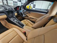 USED 2014 64 PORSCHE CAYMAN 2.7 981 Coupe 2dr Petrol PDK Euro 6 (s/s) (275 ps) BEAUTIFULLY PRESENTED IN RACING YELLOW WITH EXTENSIVE SERVICE HISTORY & 12 MONTHS MOT
