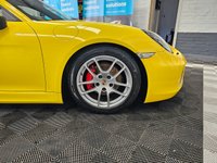 USED 2014 64 PORSCHE CAYMAN 2.7 981 Coupe 2dr Petrol PDK Euro 6 (s/s) (275 ps) BEAUTIFULLY PRESENTED IN RACING YELLOW WITH EXTENSIVE SERVICE HISTORY & 12 MONTHS MOT