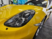 USED 2014 64 PORSCHE CAYMAN 2.7 981 Coupe 2dr Petrol PDK Euro 6 (s/s) (275 ps) BEAUTIFULLY PRESENTED IN RACING YELLOW WITH EXTENSIVE SERVICE HISTORY & 12 MONTHS MOT