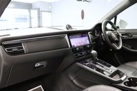 USED 2022 72 PORSCHE MACAN 2.0 T PDK 4WD **&pound;799 A MONTH WITH &pound;4431 DEPOSIT**
