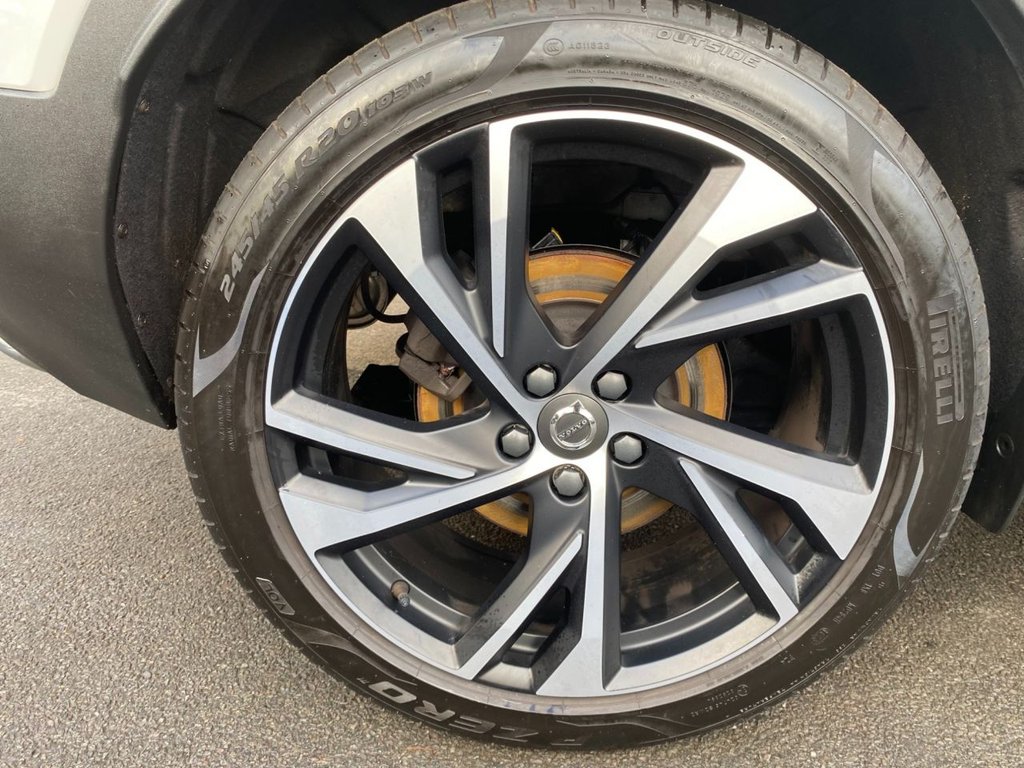 USED 2018 18 VOLVO XC40 2.0 D4 First Edition SUV 5dr Diesel Auto AWD Euro 6 (s/s) (190 ps) FULL SERVICE HISTORY