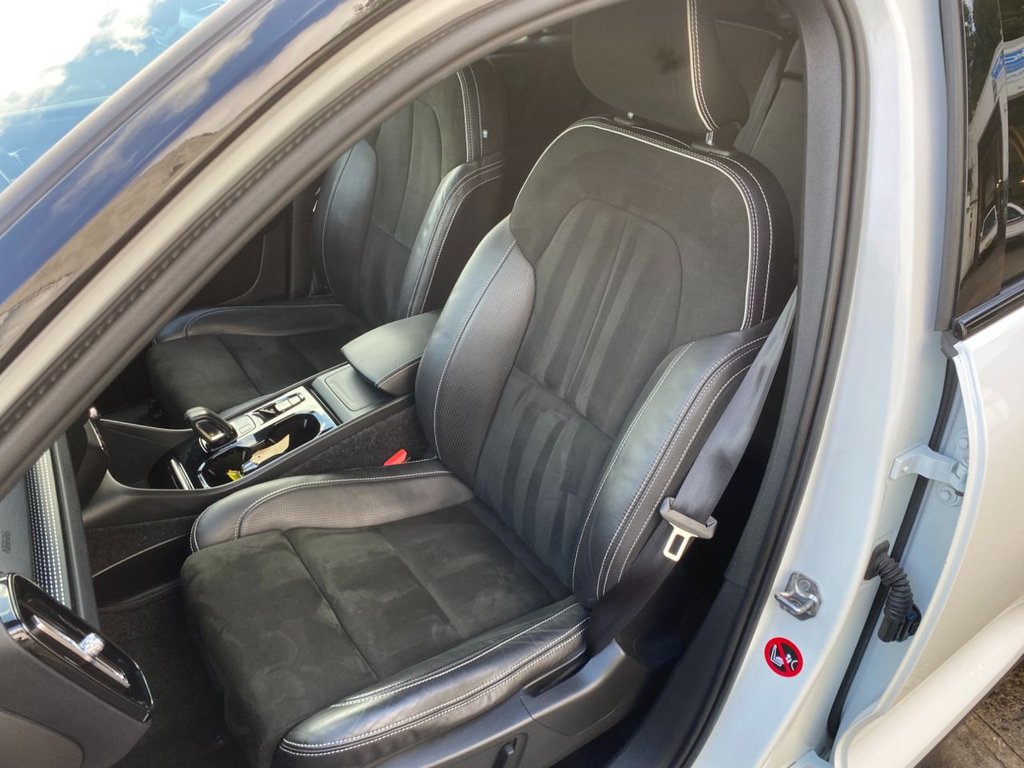 USED 2018 18 VOLVO XC40 2.0 D4 First Edition SUV 5dr Diesel Auto AWD Euro 6 (s/s) (190 ps) FULL SERVICE HISTORY
