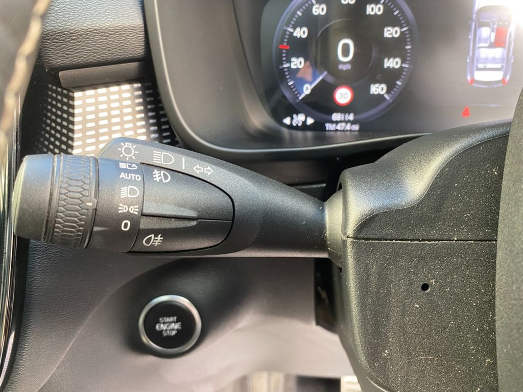 USED 2018 18 VOLVO XC40 2.0 D4 First Edition SUV 5dr Diesel Auto AWD Euro 6 (s/s) (190 ps) FULL SERVICE HISTORY