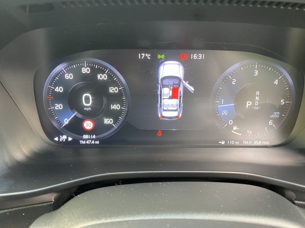 USED 2018 18 VOLVO XC40 2.0 D4 First Edition SUV 5dr Diesel Auto AWD Euro 6 (s/s) (190 ps) FULL SERVICE HISTORY