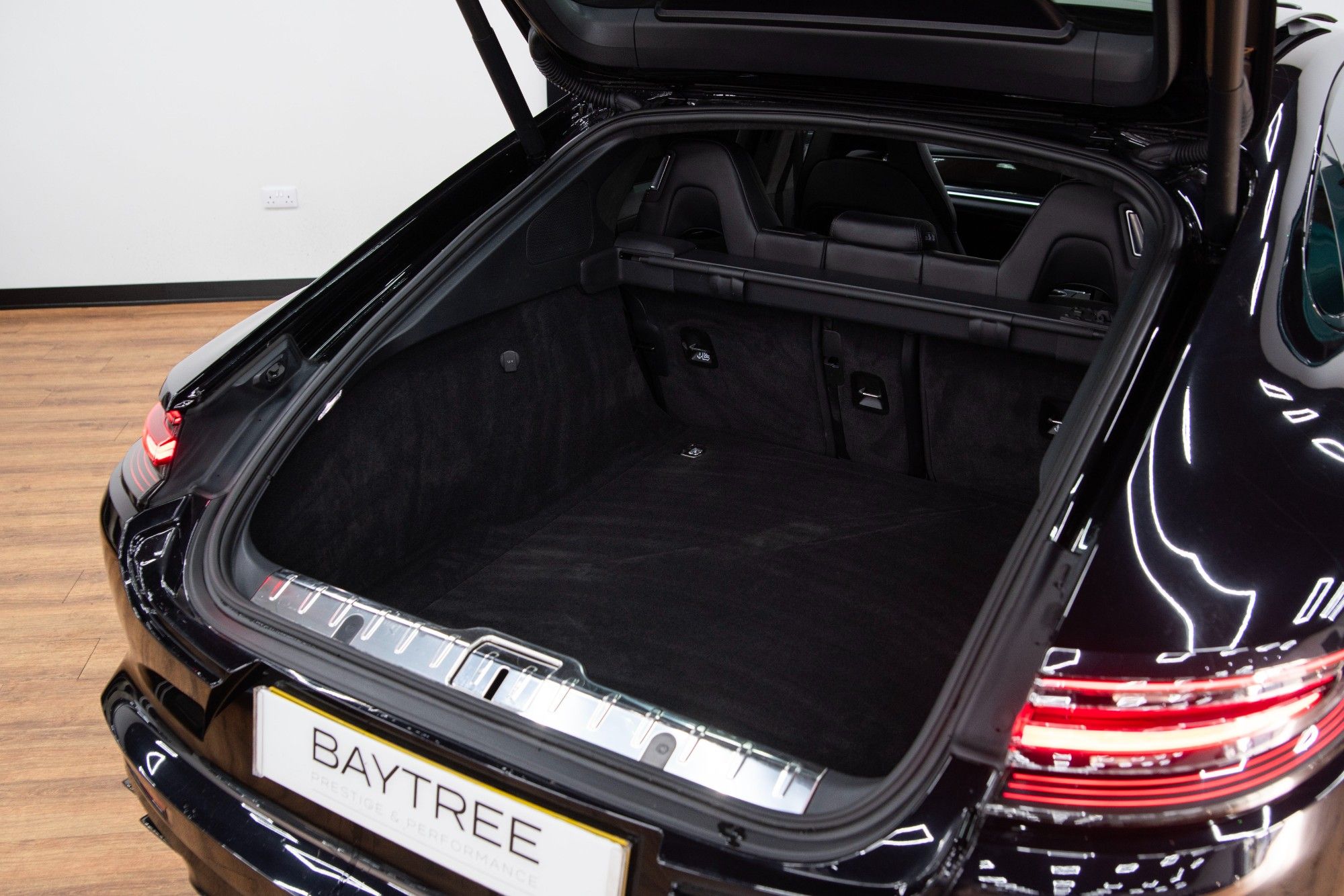 USED 2019 19 PORSCHE PANAMERA 4.0 V8 E-Hybrid Turbo S PDK 