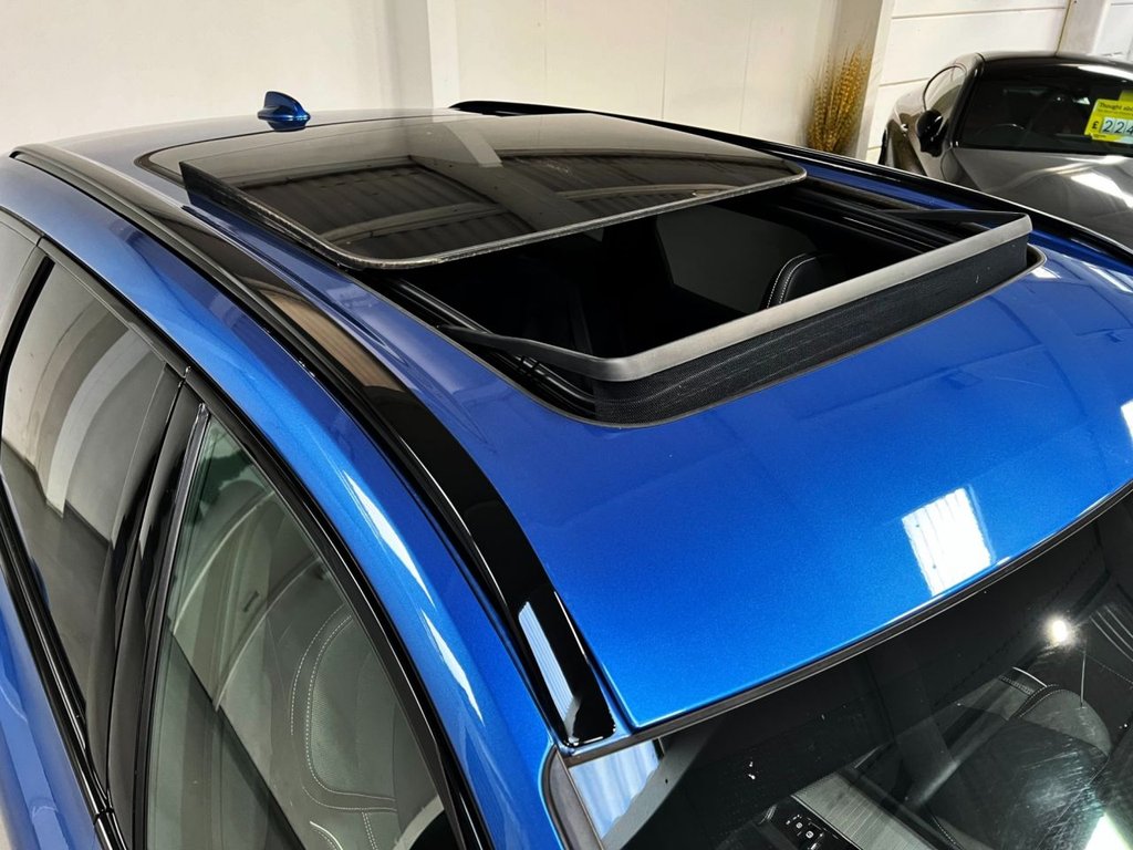 USED 2020 70 VOLVO XC60 2.0h T6 Recharge 11.6kWh R-Design SUV 5dr Petrol Plug-in Hybrid Auto AWD Euro 6 (s/s) (340 ps) &pound;8355 UPGRADES+CLIMATE+LOUNGE