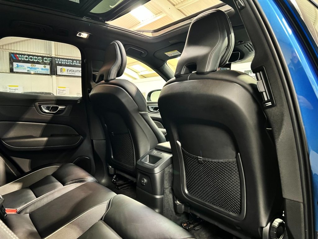 USED 2020 70 VOLVO XC60 2.0h T6 Recharge 11.6kWh R-Design SUV 5dr Petrol Plug-in Hybrid Auto AWD Euro 6 (s/s) (340 ps) &pound;8355 UPGRADES+CLIMATE+LOUNGE