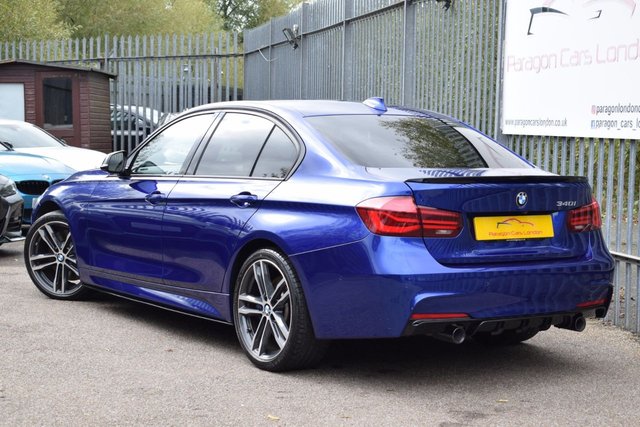 View our BMW 3 SERIES