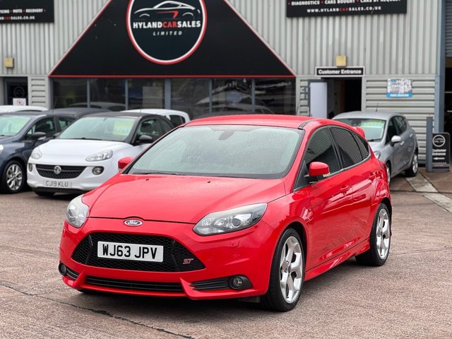 2013 63 Ford Focus 2.0T EcoBoost ST-3 Hatchback 5dr Petrol Manual Euro 5 (s/s) (250 ps)