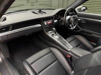 USED 2017 67 PORSCHE 911 3.0T 991 Carrera Coupe 2dr Petrol PDK Euro 6 (s/s) (370 ps) 