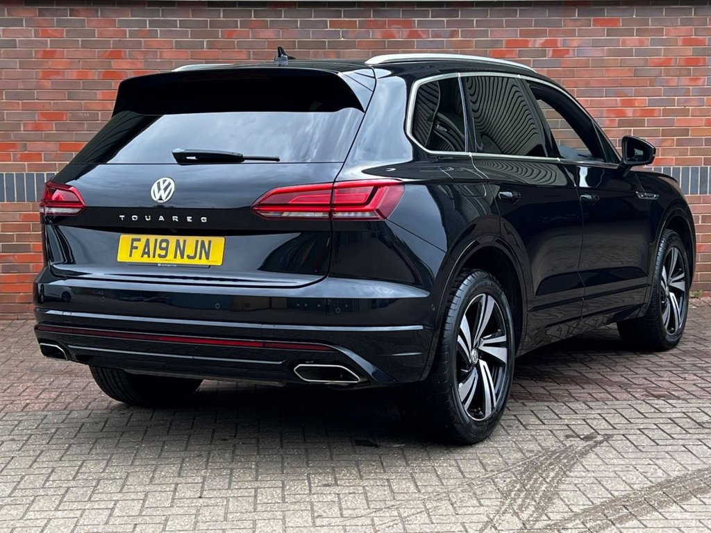 USED 2019 19 VOLKSWAGEN TOUAREG 3.0 TDI V6 R-Line Tech SUV 5dr Diesel Tiptronic 4Motion Euro 6 (s/s) (231 ps) APPLE CARPLAY|1 YEAR WARRANTY