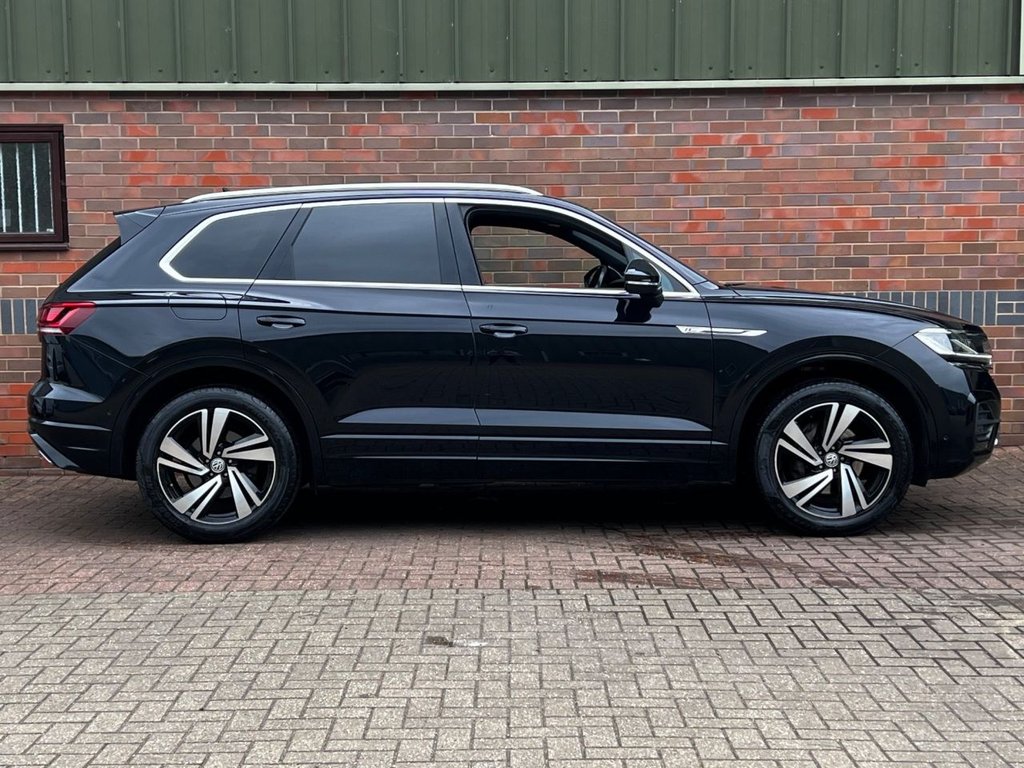 USED 2019 19 VOLKSWAGEN TOUAREG 3.0 TDI V6 R-Line Tech SUV 5dr Diesel Tiptronic 4Motion Euro 6 (s/s) (231 ps) APPLE CARPLAY|1 YEAR WARRANTY