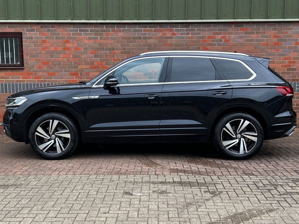 USED 2019 19 VOLKSWAGEN TOUAREG 3.0 TDI V6 R-Line Tech SUV 5dr Diesel Tiptronic 4Motion Euro 6 (s/s) (231 ps) APPLE CARPLAY|1 YEAR WARRANTY