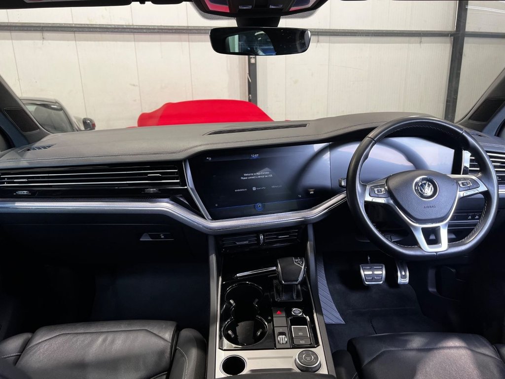 USED 2019 19 VOLKSWAGEN TOUAREG 3.0 TDI V6 R-Line Tech SUV 5dr Diesel Tiptronic 4Motion Euro 6 (s/s) (231 ps) APPLE CARPLAY|1 YEAR WARRANTY