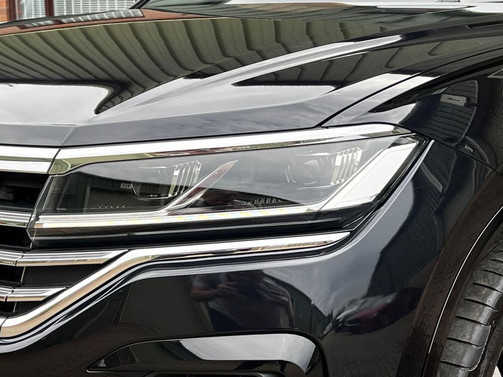 USED 2019 19 VOLKSWAGEN TOUAREG 3.0 TDI V6 R-Line Tech SUV 5dr Diesel Tiptronic 4Motion Euro 6 (s/s) (231 ps) APPLE CARPLAY|1 YEAR WARRANTY