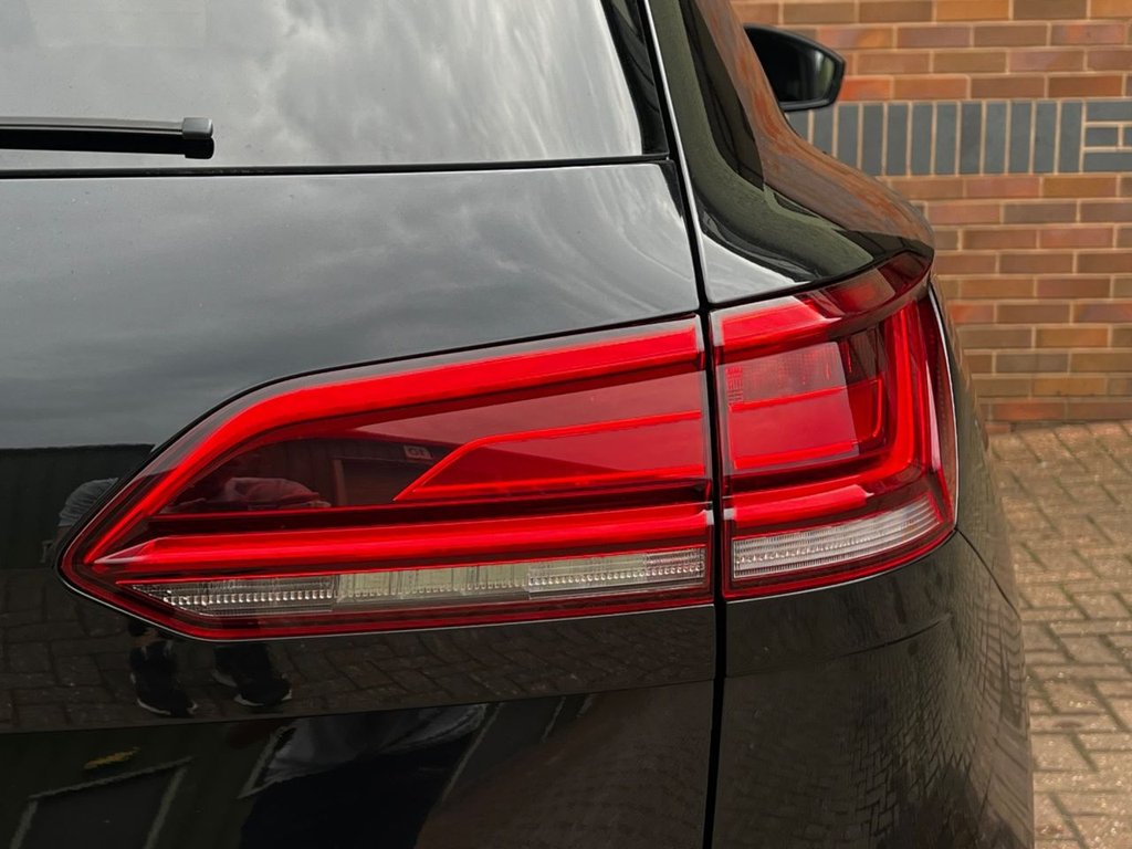 USED 2019 19 VOLKSWAGEN TOUAREG 3.0 TDI V6 R-Line Tech SUV 5dr Diesel Tiptronic 4Motion Euro 6 (s/s) (231 ps) APPLE CARPLAY|1 YEAR WARRANTY