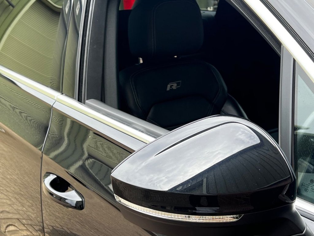 USED 2019 19 VOLKSWAGEN TOUAREG 3.0 TDI V6 R-Line Tech SUV 5dr Diesel Tiptronic 4Motion Euro 6 (s/s) (231 ps) APPLE CARPLAY|1 YEAR WARRANTY