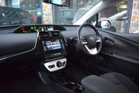 USED 2017 17 TOYOTA PRIUS 1.8 VVT-I BUSINESS EDITION PLUS 5d 97 BHP 