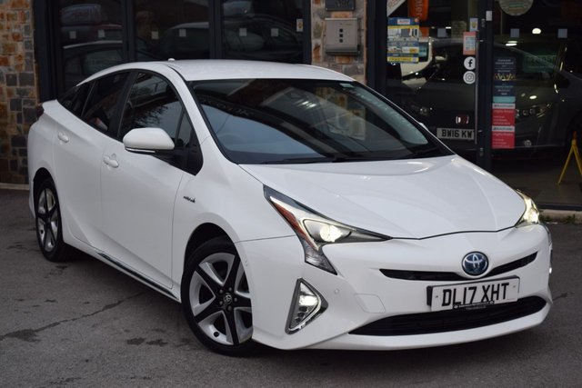 2017 17 Toyota Prius 1.8 VVT-I BUSINESS EDITION PLUS 5d 97 BHP