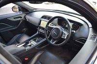 USED 2019 19 JAGUAR F-PACE 3.0 D300 V6 S SUV 5dr Diesel Auto AWD Euro 6 (s/s) (300 ps) 1 OWNER / DIGI DASH / MERIDIAN