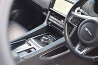 USED 2019 19 JAGUAR F-PACE 3.0 D300 V6 S SUV 5dr Diesel Auto AWD Euro 6 (s/s) (300 ps) 1 OWNER / DIGI DASH / MERIDIAN