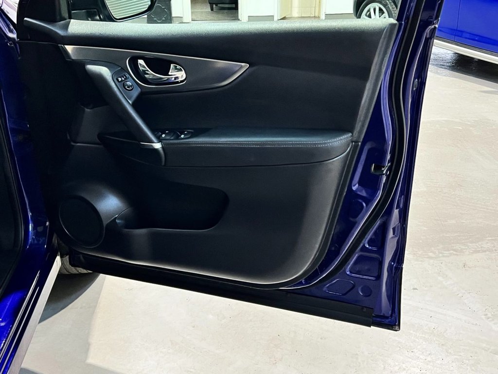 USED 2021 21 NISSAN QASHQAI 1.3 DIG-T N-Motion SUV 5dr Petrol Manual Euro 6 (s/s) (140 ps) 