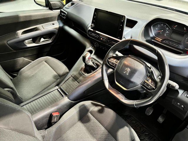 View our PEUGEOT RIFTER