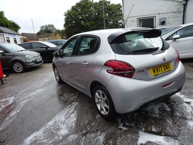 2017 Peugeot 208 1.6L Active 5dr - Photo 7