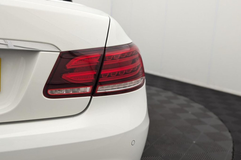 USED 2013 63 MERCEDES-BENZ E-CLASS 2.1 E250 CDI AMG Sport Cabriolet 2dr Diesel G-Tronic+ Euro 5 (s/s) (204 ps) Sat Nav Heated Seats