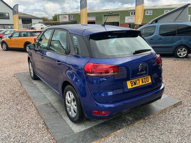 View our Ford Fiesta 1.0T EcoBoost Zetec Hatchback 3dr Petrol Manual Euro 5 (s/s) (100 ps)