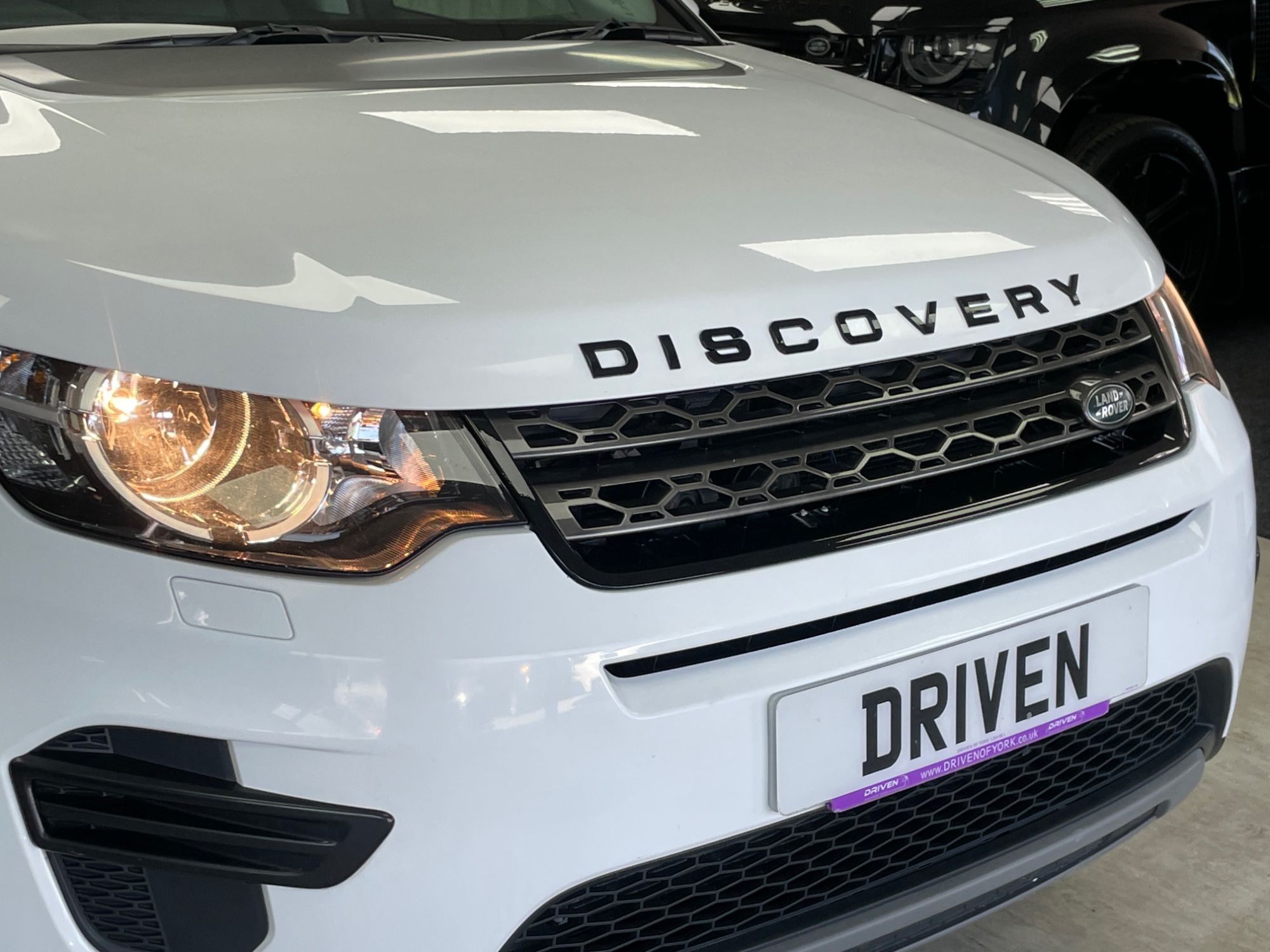 USED 2018 18 LAND ROVER DISCOVERY SPORT 2.0 TD4 SE SUV 5dr Diesel Manual 4WD Euro 6 (s/s) (180ps) 