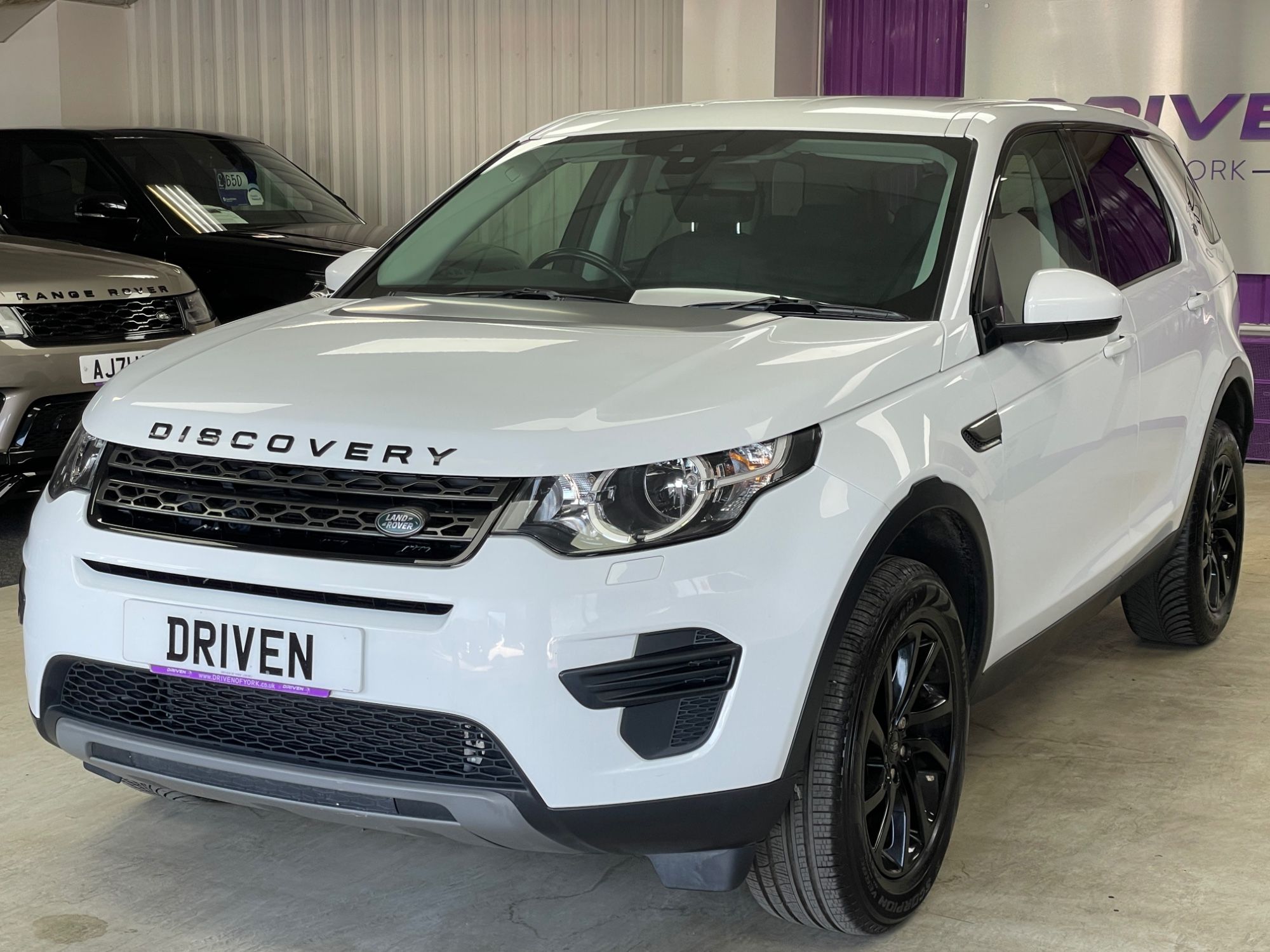 USED 2018 18 LAND ROVER DISCOVERY SPORT 2.0 TD4 SE SUV 5dr Diesel Manual 4WD Euro 6 (s/s) (180ps) 
