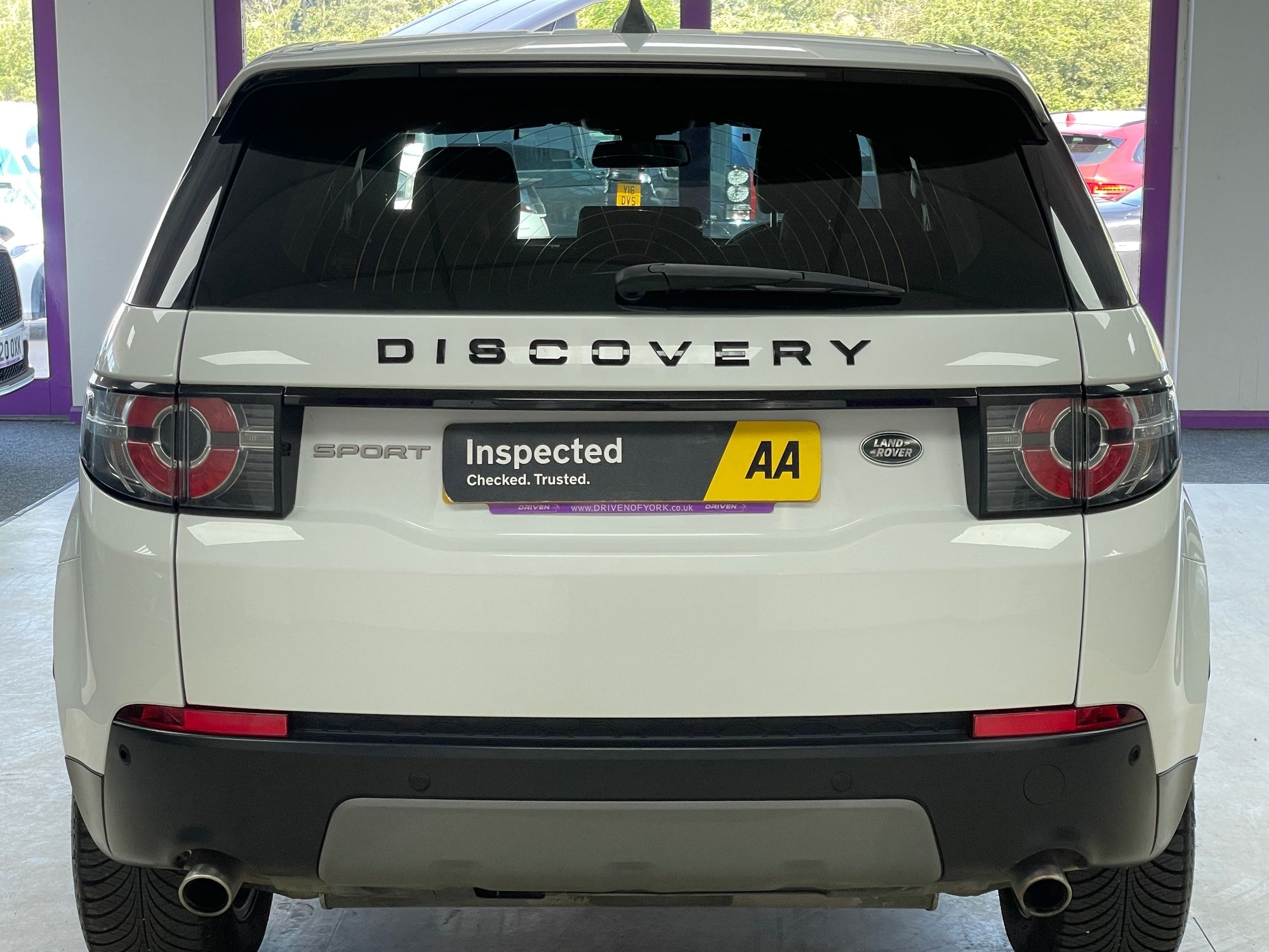 USED 2018 18 LAND ROVER DISCOVERY SPORT 2.0 TD4 SE SUV 5dr Diesel Manual 4WD Euro 6 (s/s) (180ps) 