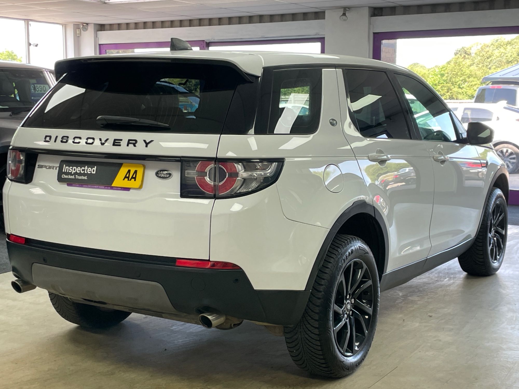 USED 2018 18 LAND ROVER DISCOVERY SPORT 2.0 TD4 SE SUV 5dr Diesel Manual 4WD Euro 6 (s/s) (180ps) 