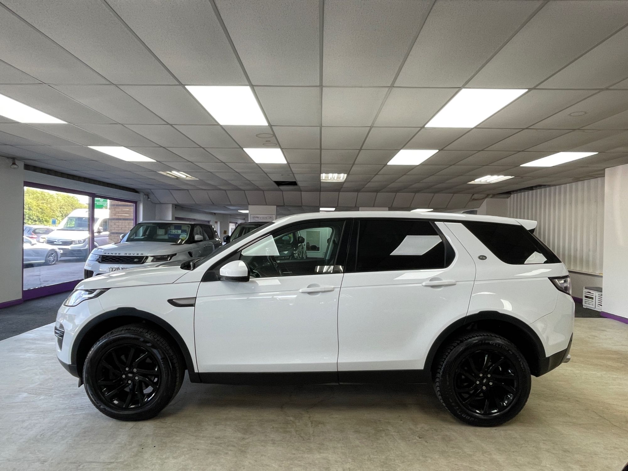 USED 2018 18 LAND ROVER DISCOVERY SPORT 2.0 TD4 SE SUV 5dr Diesel Manual 4WD Euro 6 (s/s) (180ps) 