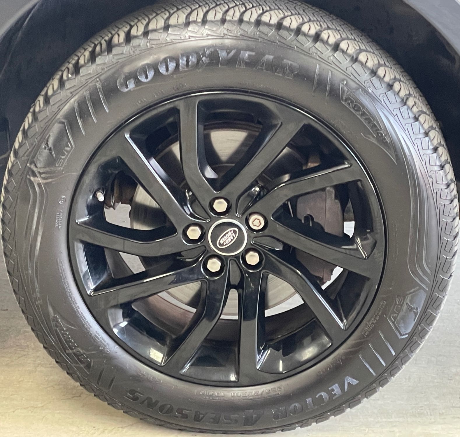 USED 2018 18 LAND ROVER DISCOVERY SPORT 2.0 TD4 SE SUV 5dr Diesel Manual 4WD Euro 6 (s/s) (180ps) 