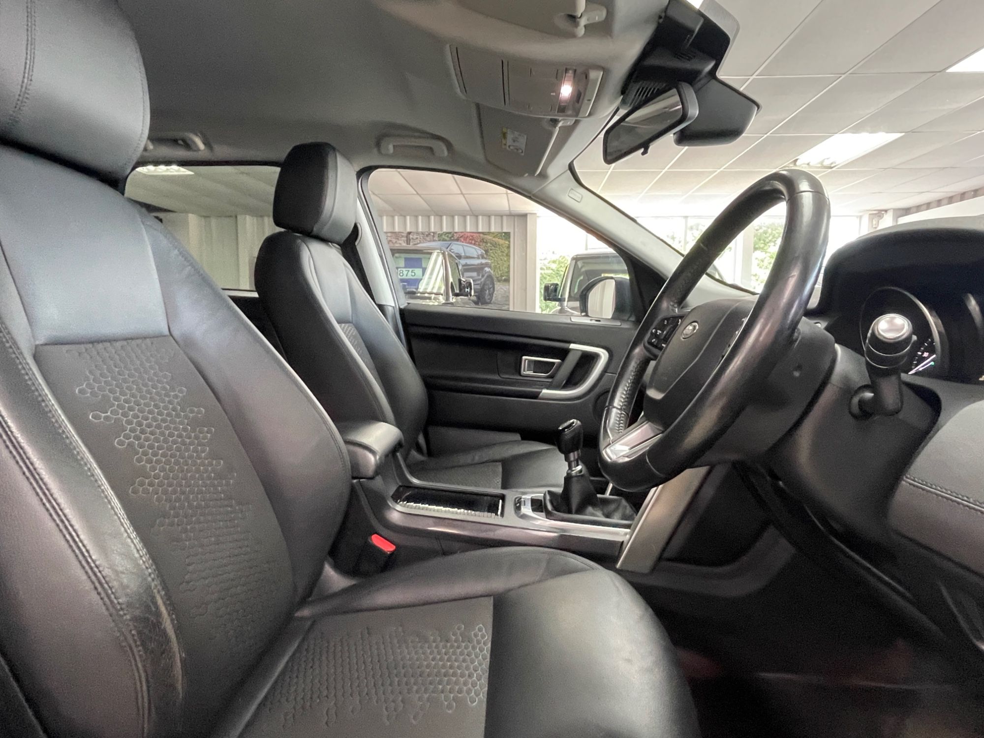 USED 2018 18 LAND ROVER DISCOVERY SPORT 2.0 TD4 SE SUV 5dr Diesel Manual 4WD Euro 6 (s/s) (180ps) 