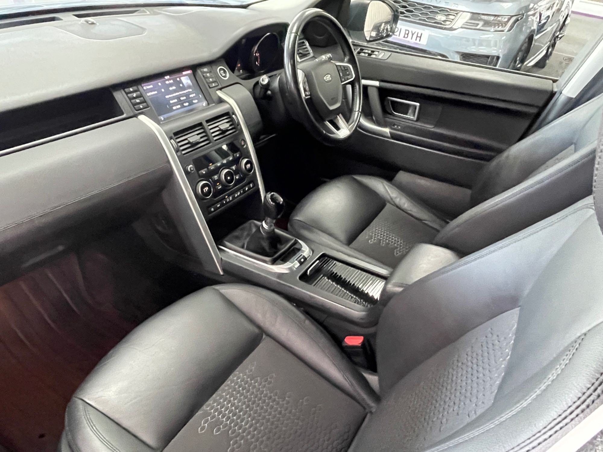USED 2018 18 LAND ROVER DISCOVERY SPORT 2.0 TD4 SE SUV 5dr Diesel Manual 4WD Euro 6 (s/s) (180ps) 