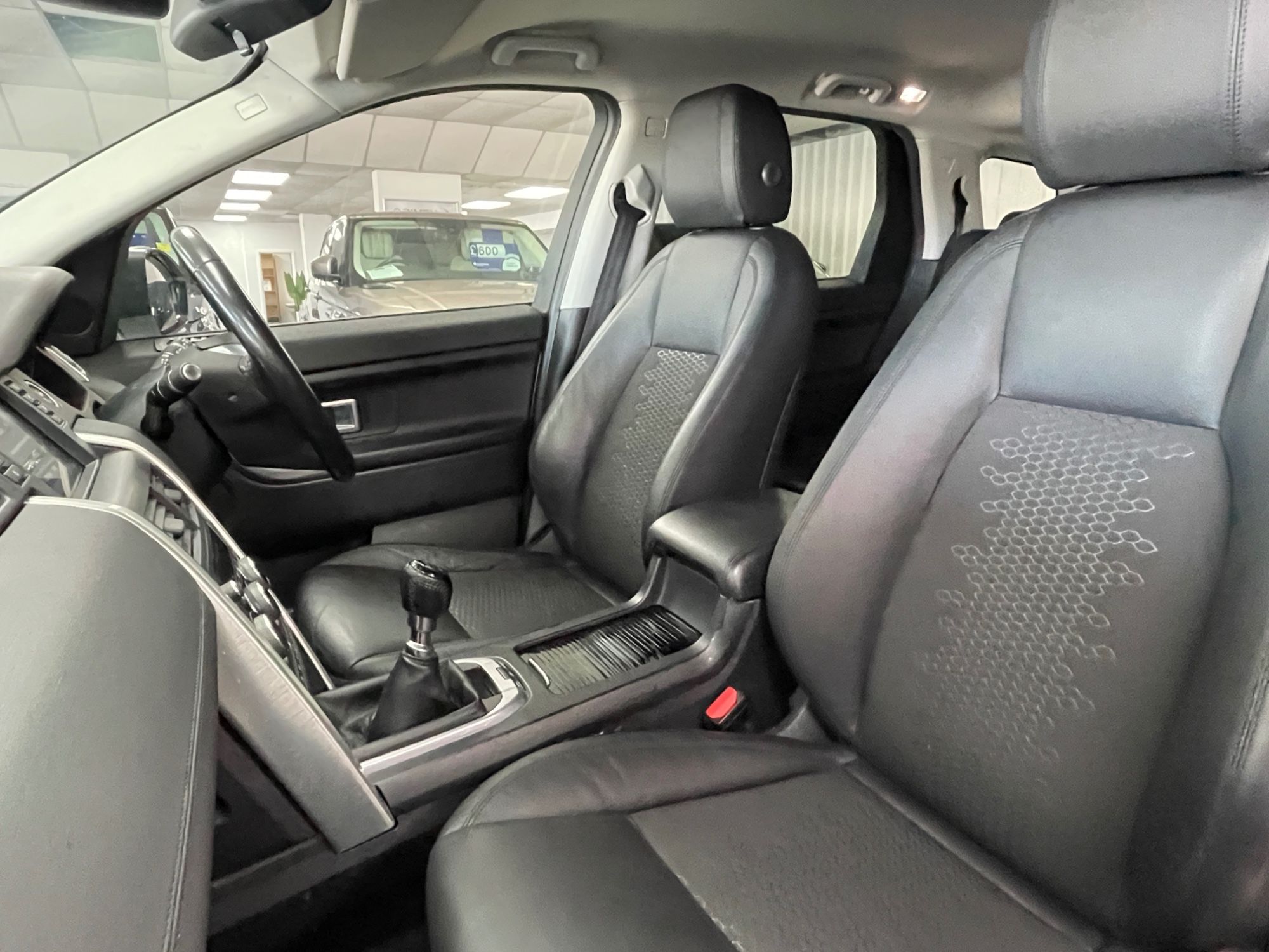 USED 2018 18 LAND ROVER DISCOVERY SPORT 2.0 TD4 SE SUV 5dr Diesel Manual 4WD Euro 6 (s/s) (180ps) 